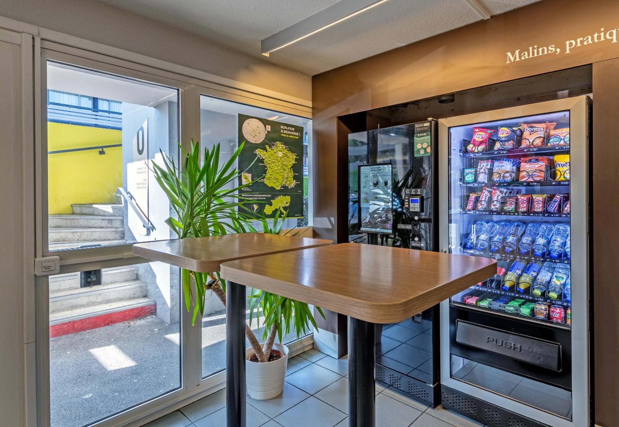 B&B Hotel Morlaix Saint-Martin-des-Champs  Eksteriør bilde