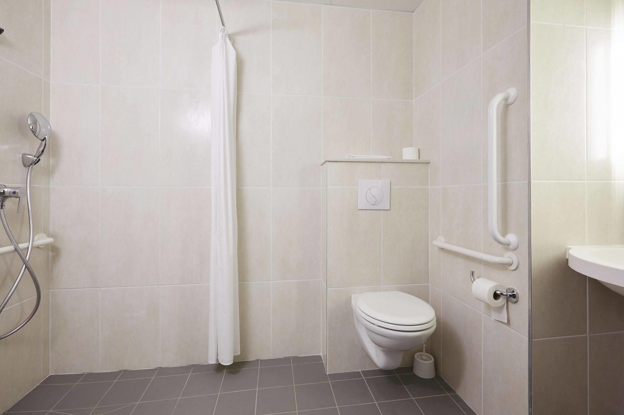 B&B Hotel Morlaix Saint-Martin-des-Champs  Eksteriør bilde